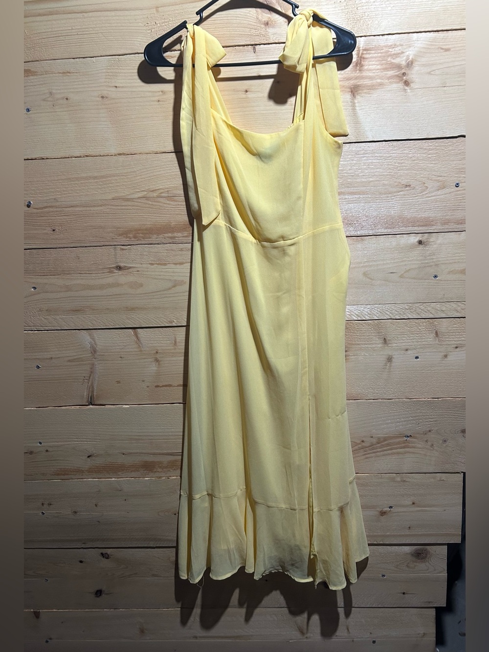Lulu's Soft Yellow Tie-Shoulder Midi Dress
